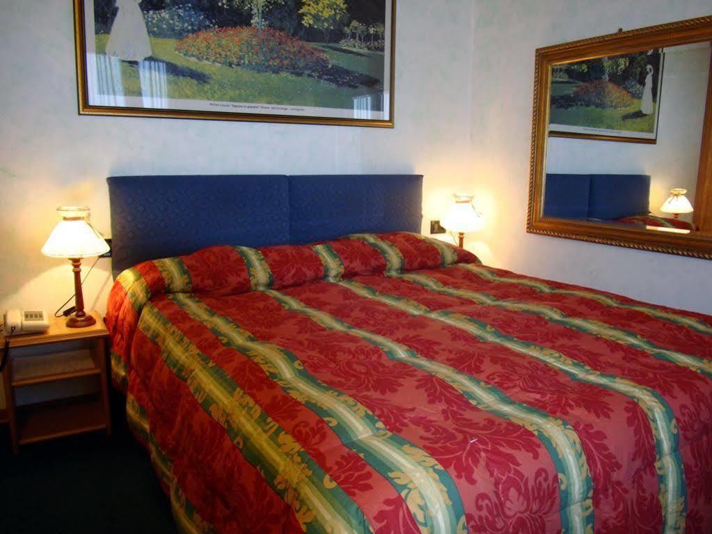 Hotel Leopoldo Castiglioncello Luaran gambar